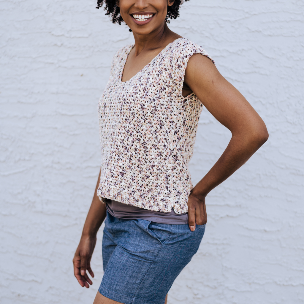 24 Crochet Spring Patterns | A list of patterns to crochet in spring and summer. Make blankets, bags, cardigans, and shawls with this exhaustive lists. Includes free and paid patterns.